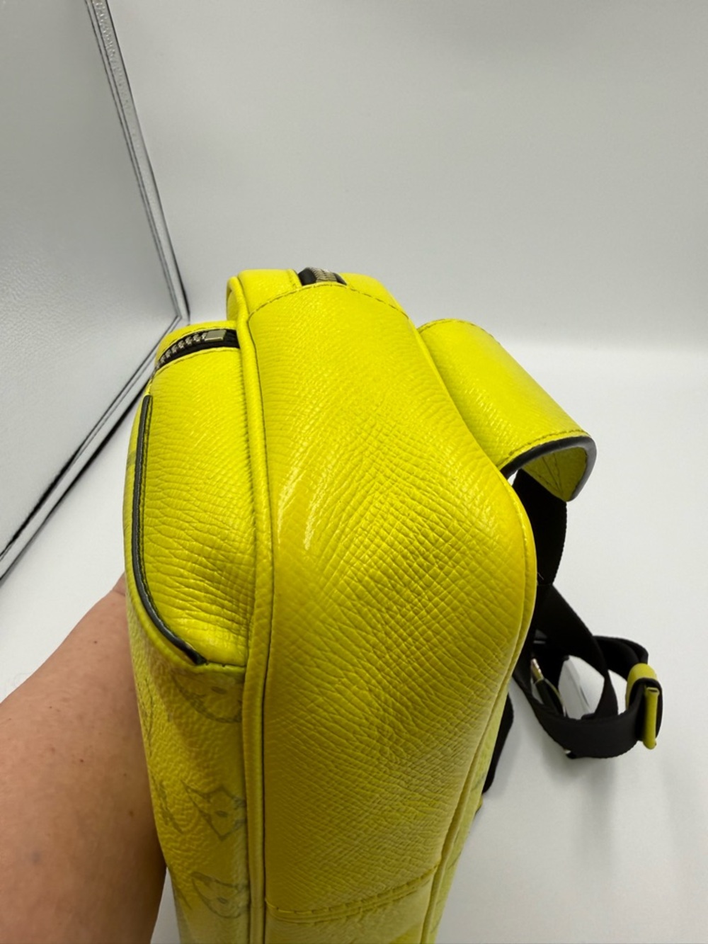 Louis Vuitton Neon Yellow Monogram Belt Bag - Picture 6 of 9
